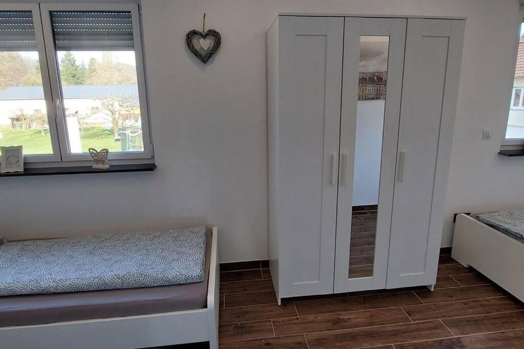 Grosse Tolle 4 Zimmer Ferienwohnung Im Herzen Des Odenwaldes Moerlenbach Exterior photo